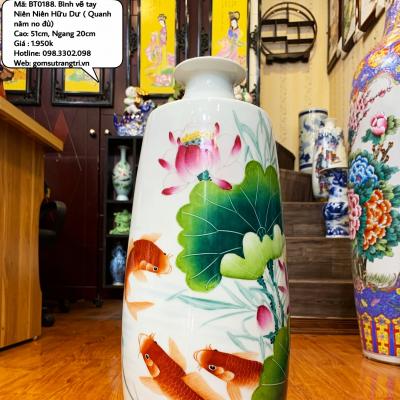 Bình vẽ tay Niên Niên Hữu Dư (Quanh năm no đủ)